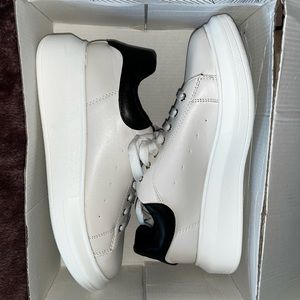 Sneakers by Chase & Chloe